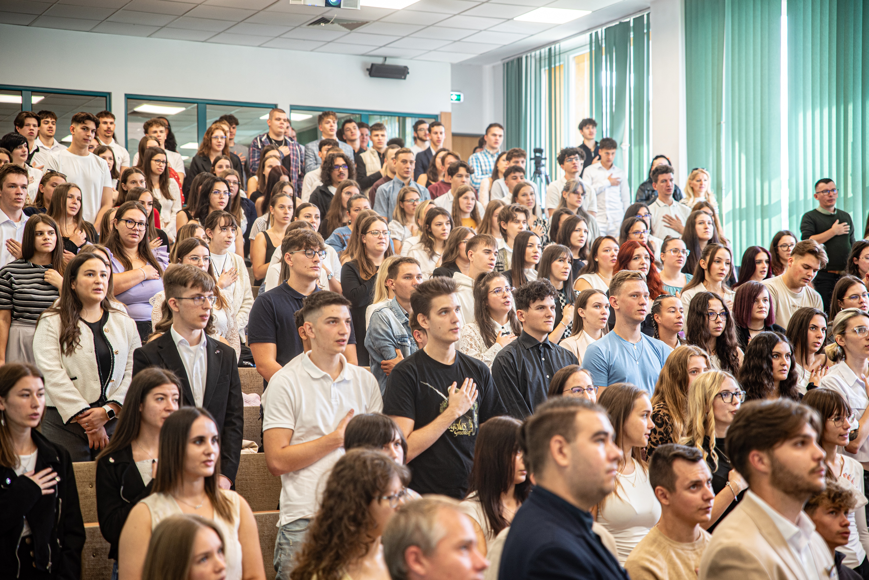 Küldetés: tudás, hit, közösség